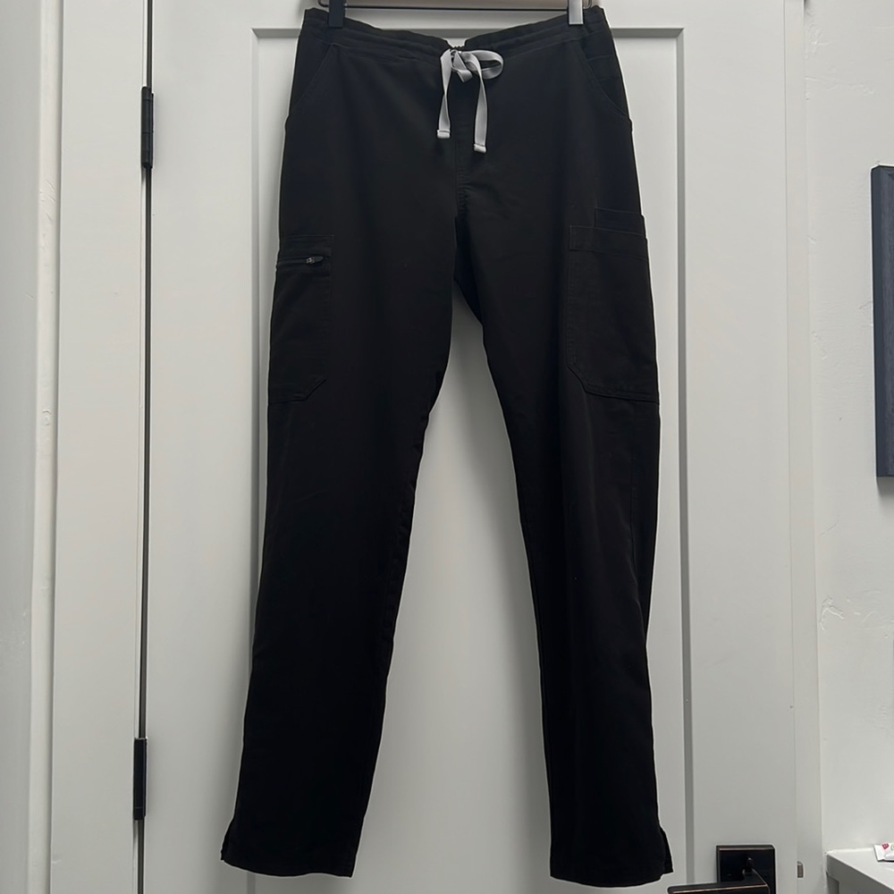Figs Yola skinny scrub pants